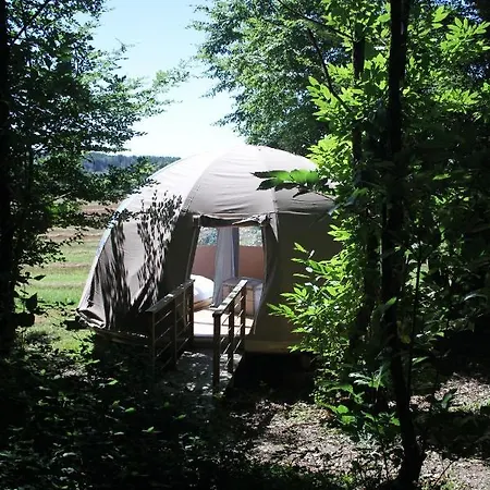 ô Bois Dormant Hébergement de vacances Lempzours