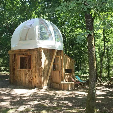 ô Bois Dormant Hébergement de vacances Lempzours