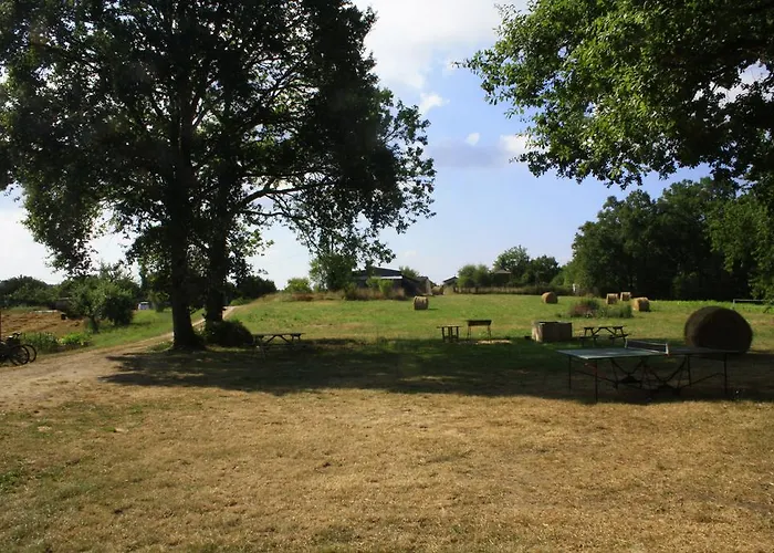 別荘 O Bois Dormant Lempzours